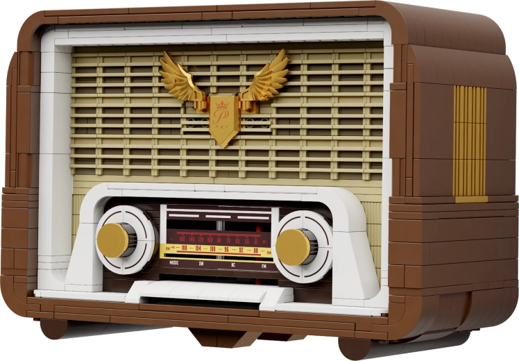 Authentic controls and a display-worthy retro design
