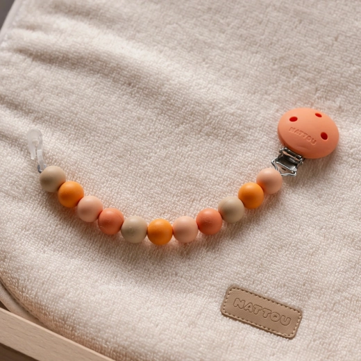 Easy care thanks to a washable surface