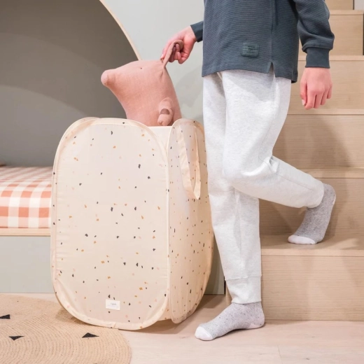 Durable waterproof material made from recycled polyester