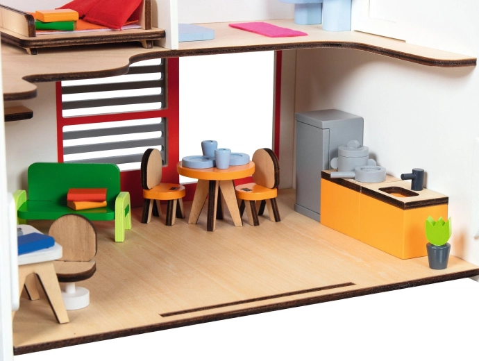 Rich equipment for creative play