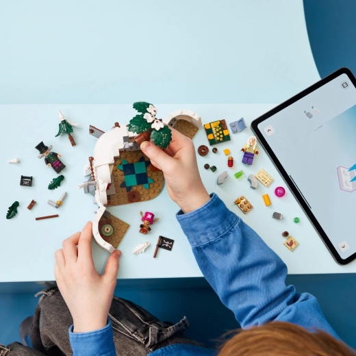 Строене с приложението LEGO Builder