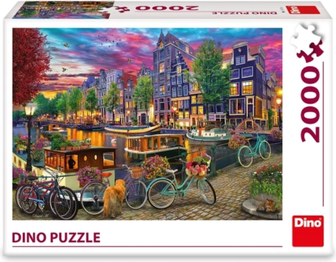 Striking Amsterdam motif