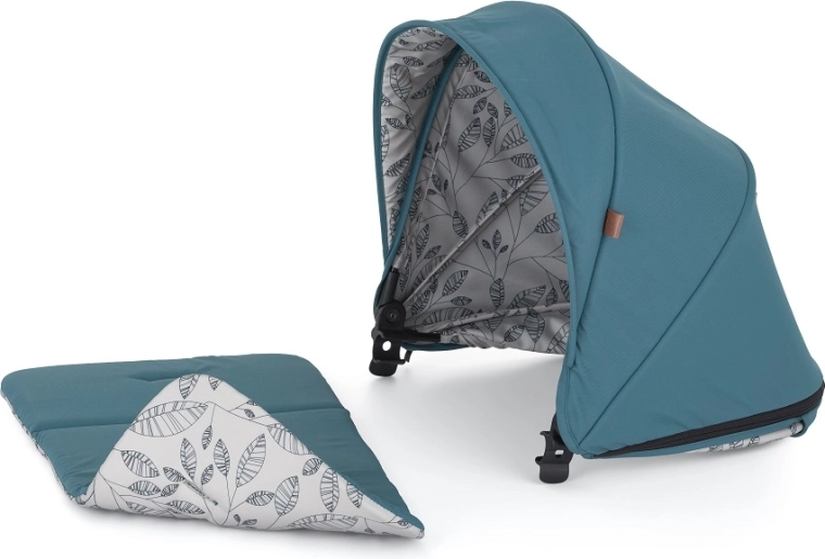 Extendable canopy with visor and patterned lining