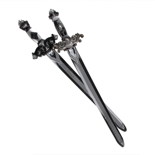 Two swords for team play and duels