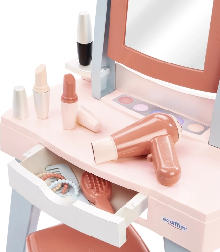 Огледало и практично чекмедже