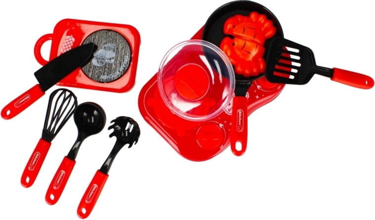Plenty of kitchen accessories for more play scenarios