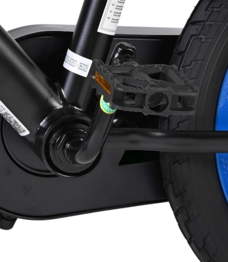 Dual braking and chain guard for greater safety