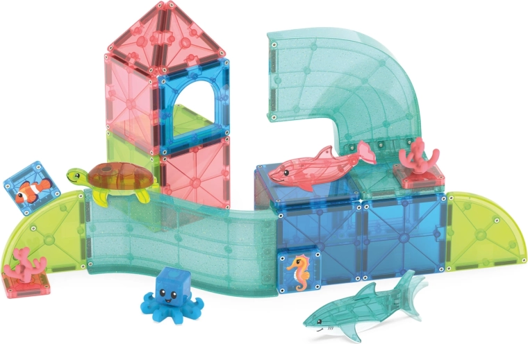 Underwater building full of colors