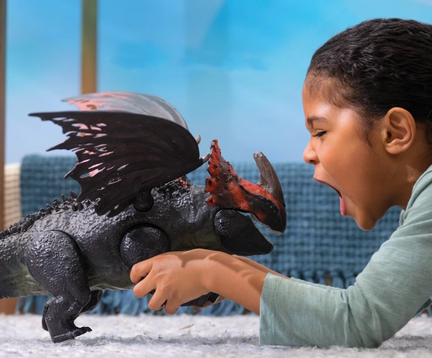 Подвижни крила, глава и крака