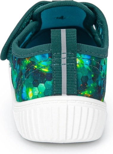 Breathable textile upper and reinforced heel section