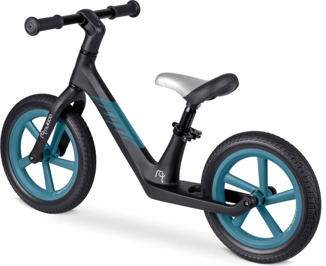Puncture-proof 12" EVA wheels for a smooth ride
