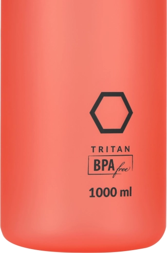 Durable BPA-free Tritan and low weight