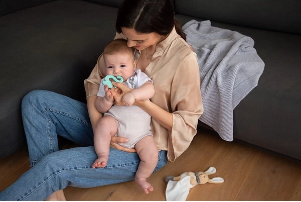 Easy to grasp and supports motor skills