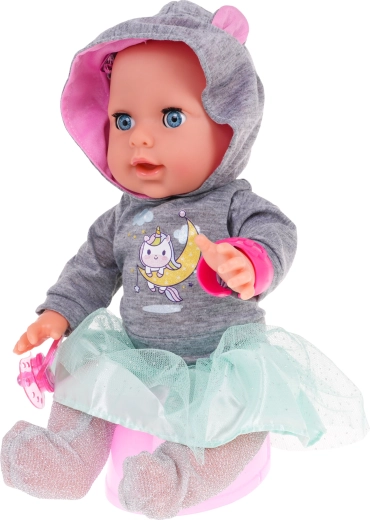 Пие вода и пишка в гърне