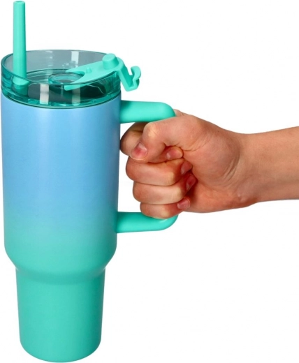 Lid with straw and comfortable handle