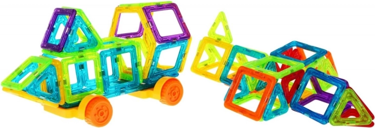 Креативни постройки – от превозни средства до замъци