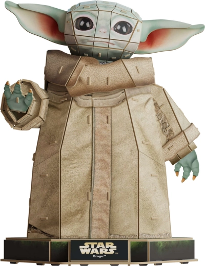 Детайлен 3D модел с основа