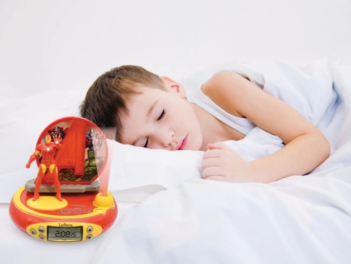 Night light with automatic shut-off