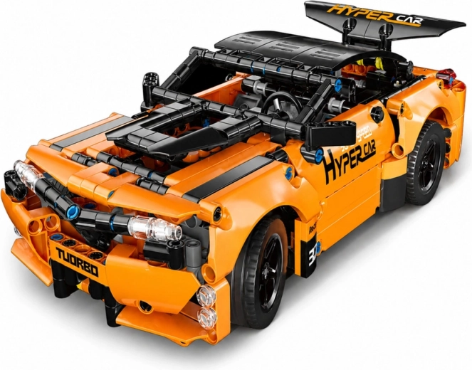 545 pieces and a realistic racing look