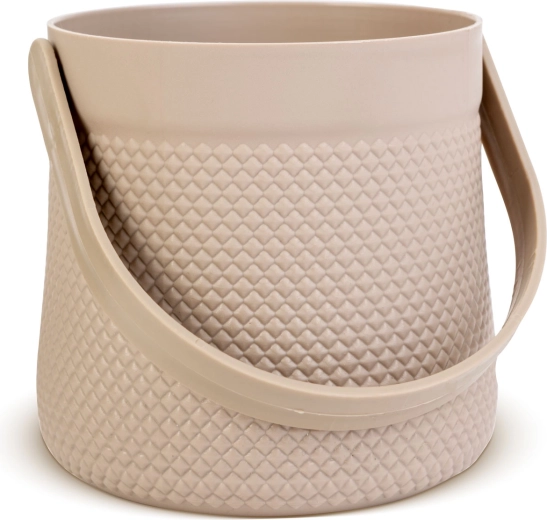 Practical handle for easy carrying