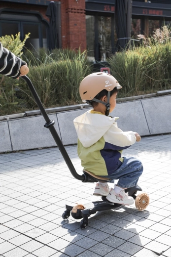 3-in-1: with seat, with parent handle, and as a scooter