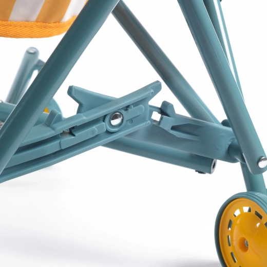 Sturdy construction for stable play