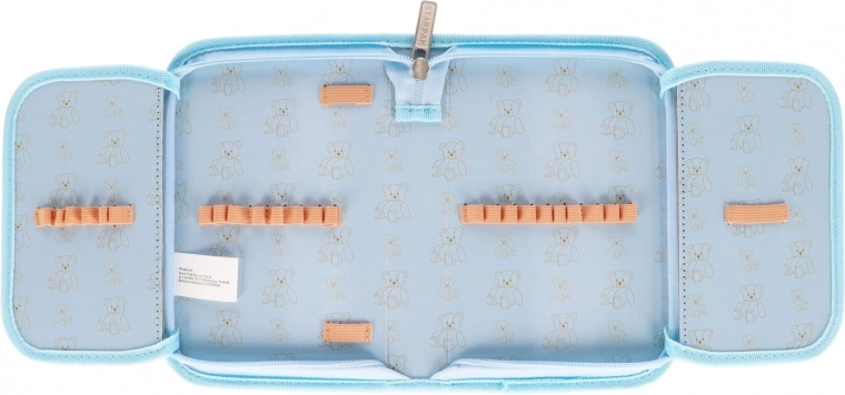 Two fold-out flaps for perfect organization