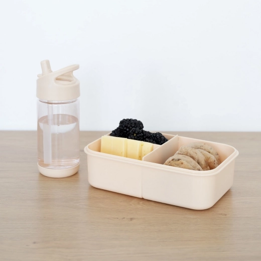 Ideal for travel and snacks