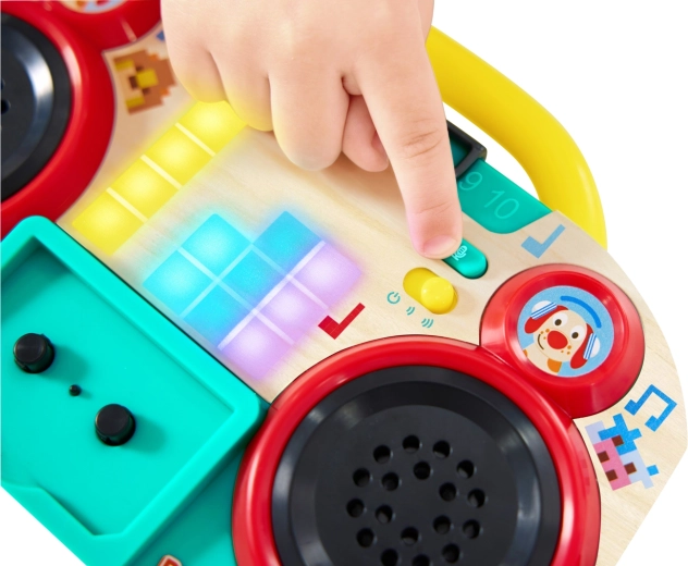 Lights, sounds and creative play