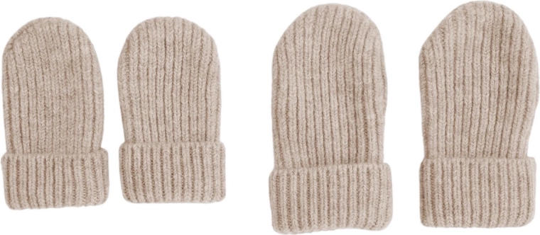 100% merino wool: warmth and comfort