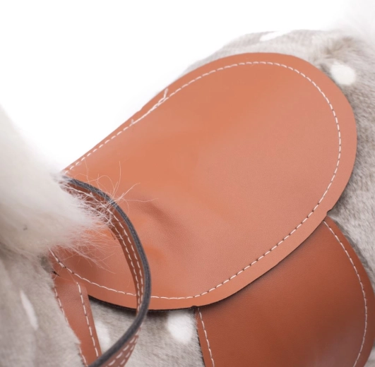 Comfortable saddle and soft plush