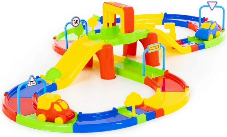 Rich accessories for creative play