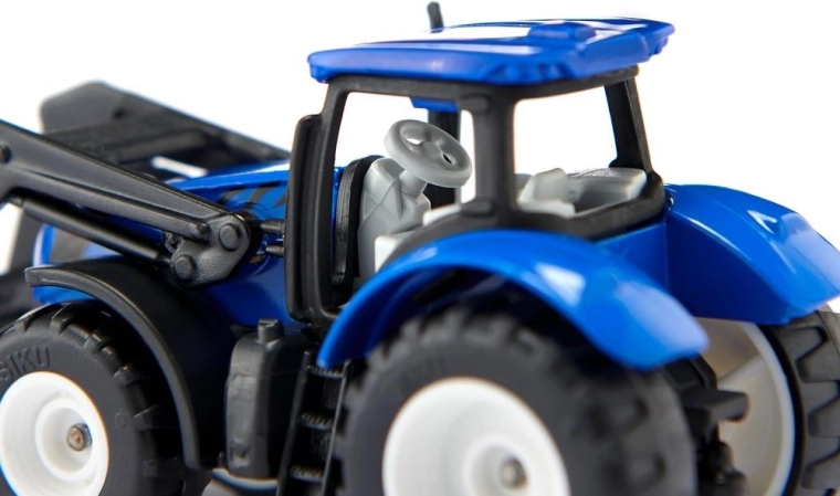 Реалистичен дизайн New Holland