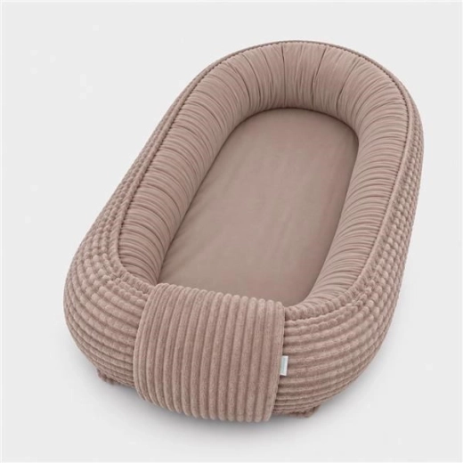 Гнездо за бебе New Baby от кадифе (корд) – кафяво