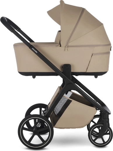 Carrycot for newborns – comfort and ventilation