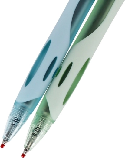 Smooth writing with black ink