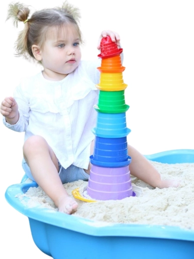 Building and inserting cups