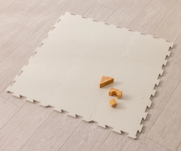 Flexible puzzle system (9 pieces)