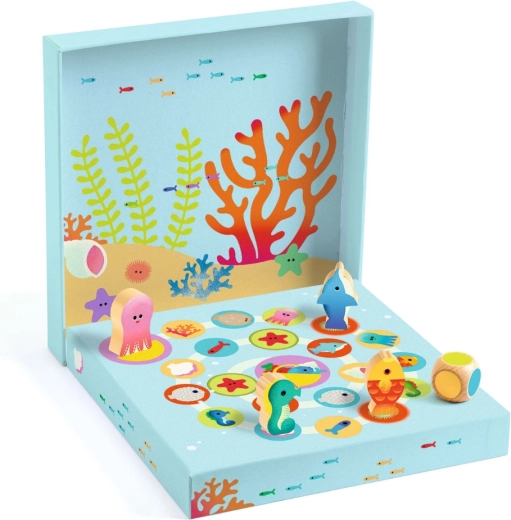 Board game with ocean friends