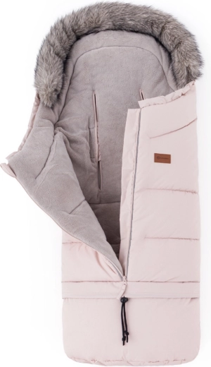 4-in-1 footmuff for every winter journey