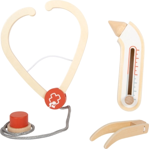 Realistic wooden tools for true-to-life play