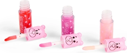 Easy application with a sponge applicator