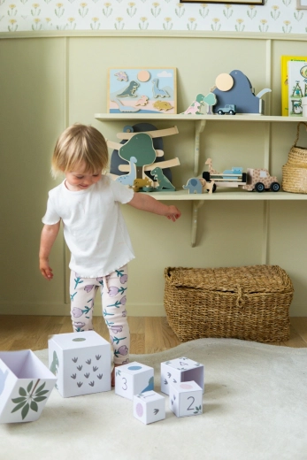 Building the tower supports motor skills and coordination