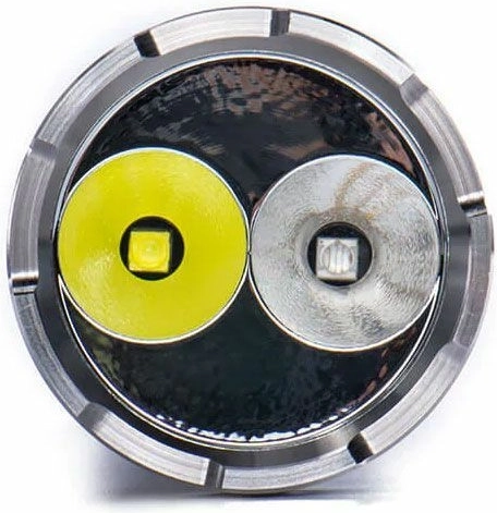 Dual light: white and UV 365 nm in one