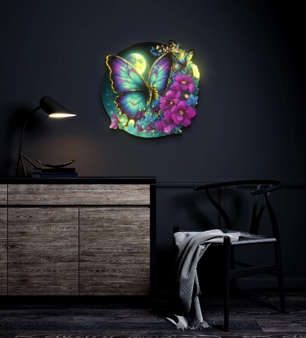 Puzzle and wall decoration
