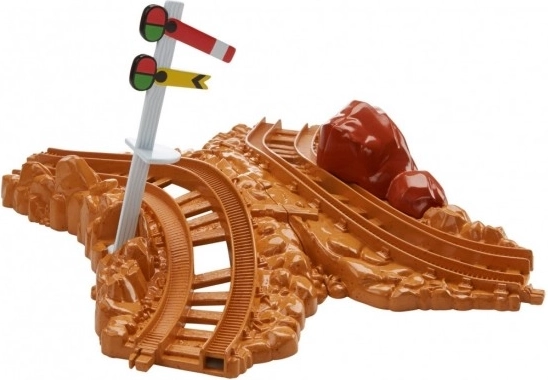 TrackMaster Влакче ТОМАШ – разширяващ сет „Опасно кръстовище“