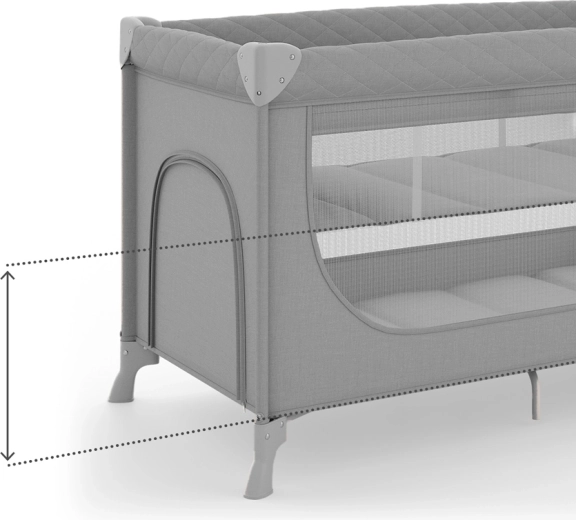 Grows with your child: 2 mattress levels and a side zip entrance