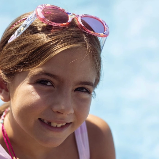 100% UV protection for children’s eyes