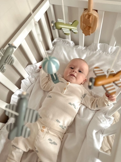 Gentle movement to soothe the baby