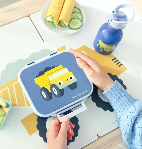 Kids’ sloth design that matches the set
